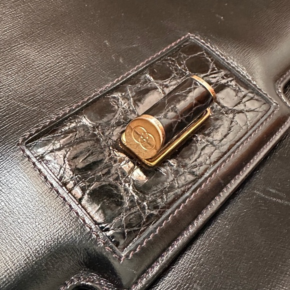 Vintage GUCCI Black Leather Handbag - Picture 8 of 9